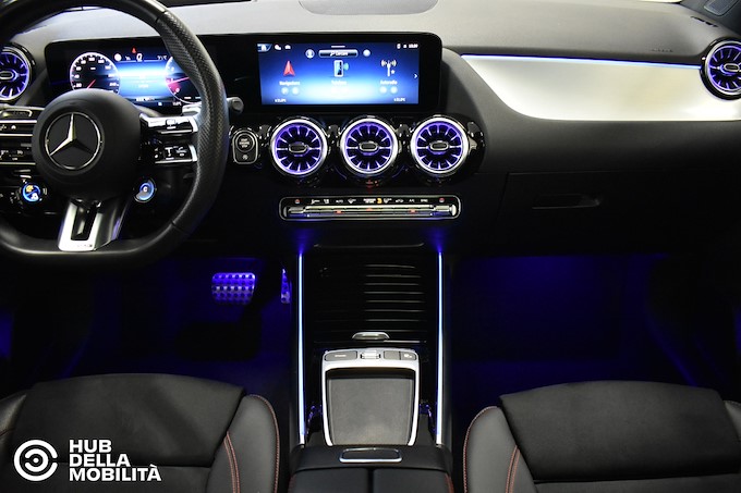 MERCEDES-BENZ GLA 35 4Matic AMG Premium Plus